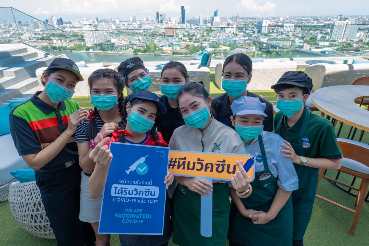 MFG-Store-Staff-Vaccined-1
